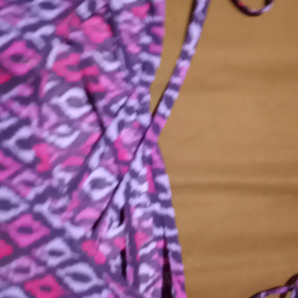 Romper - Picture 2 of 2